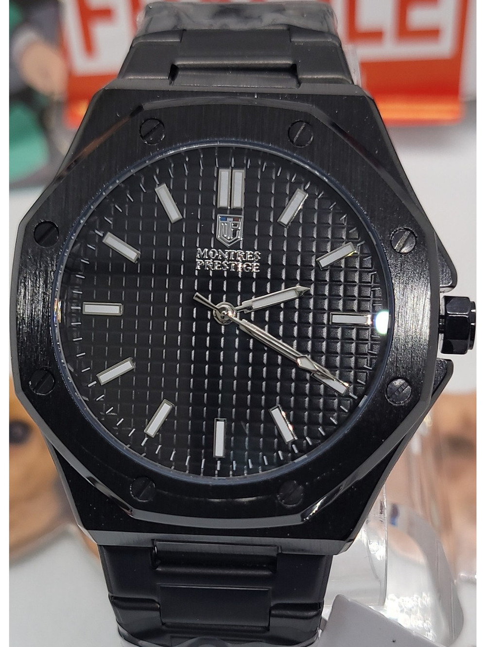 414 Montres Prestige Men's Octagon Quartz 42mm Black SS Bracelet 30m Analog